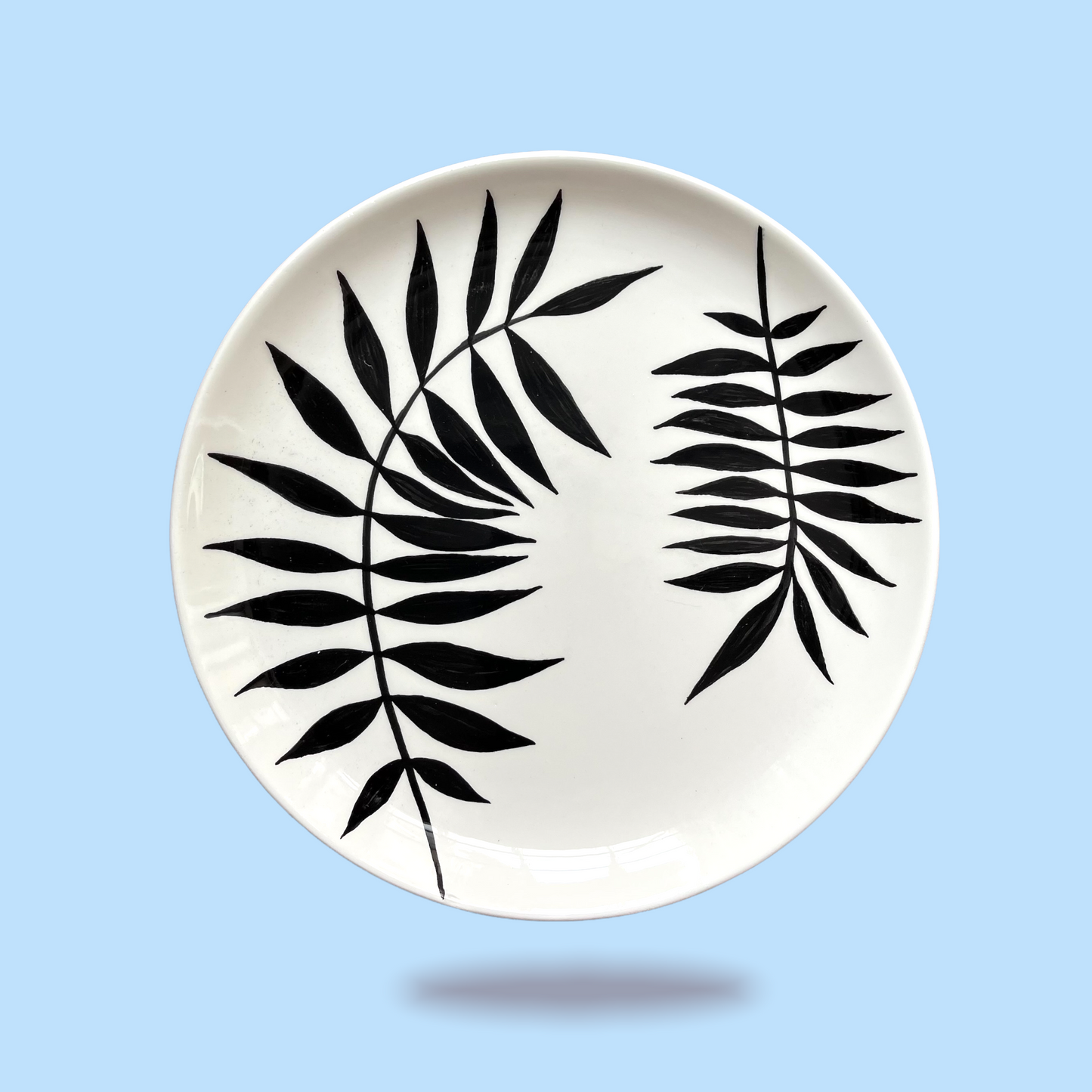 Piatto piano L “Leaf”